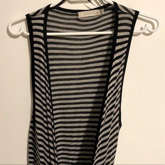 Cashmere MINK PINK Draped Cardigan Vest - Picture 2 of 11